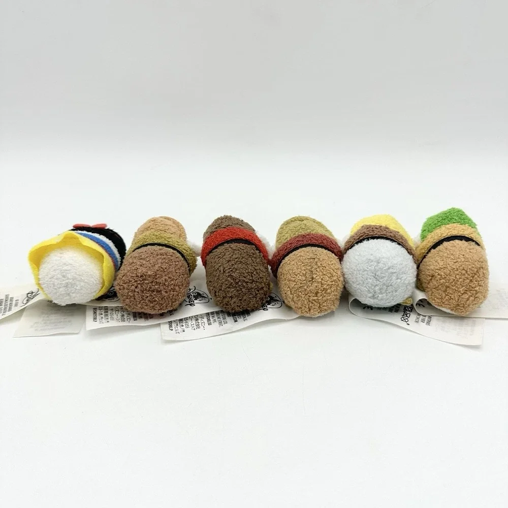 Disney Parks Tsum Tsum Snow White & The Seven Dwarfs Cottage Plush 5 Only READ